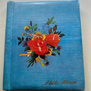 VTG- 1970s- Spiral Bound Photo Album-Floral Blue Photo Album